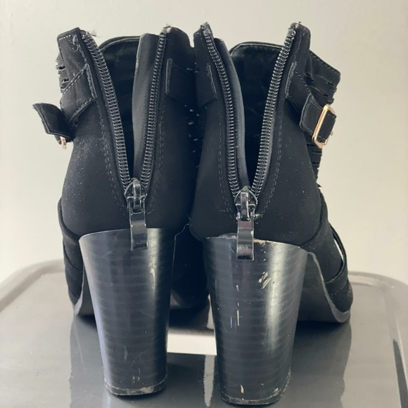 Black Ankle Bootie -- 9 - Picture 2 of 2